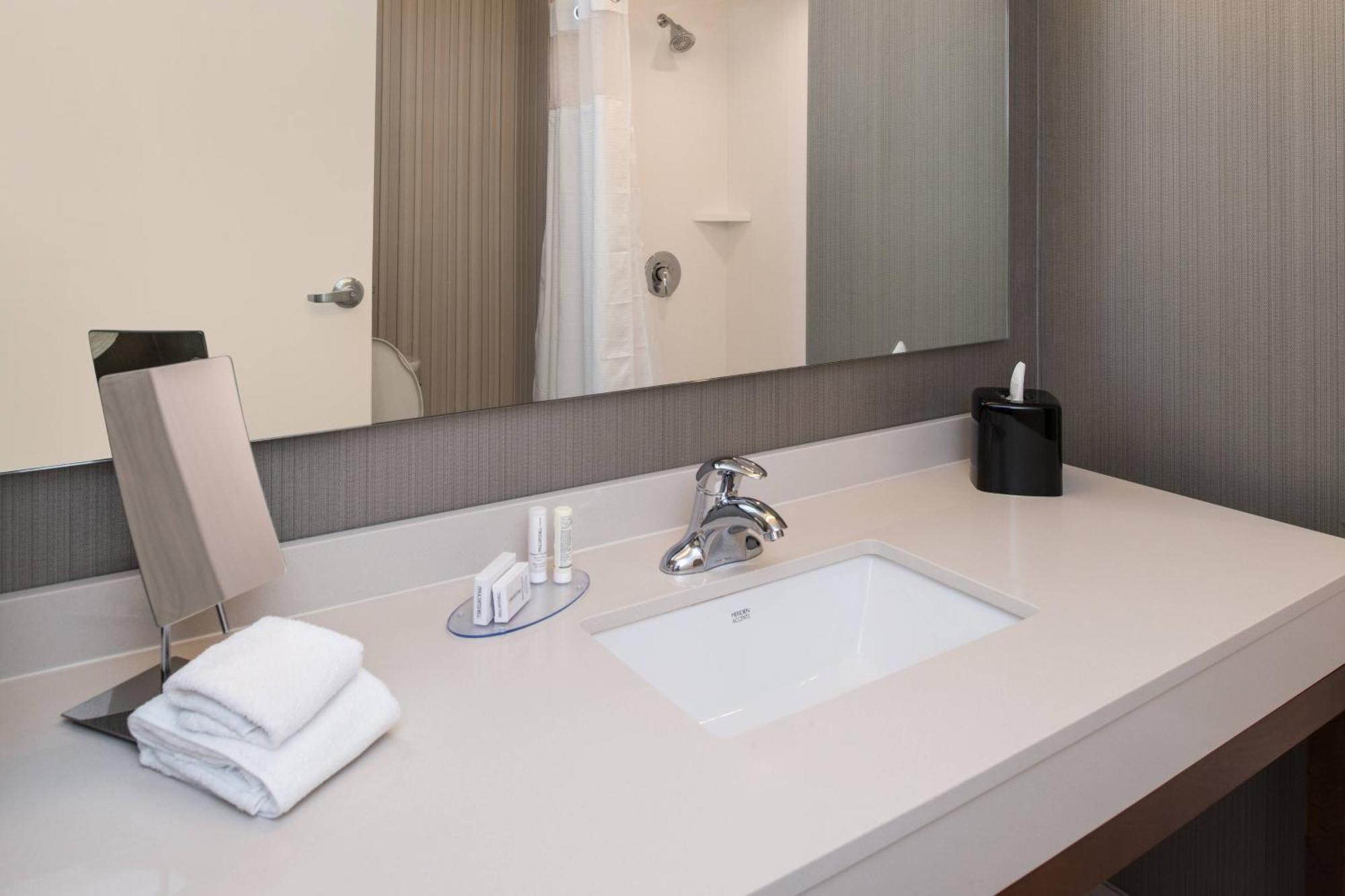 Hotel Courtyard By Marriott Detroit Farmington à Farmington Hills Extérieur photo