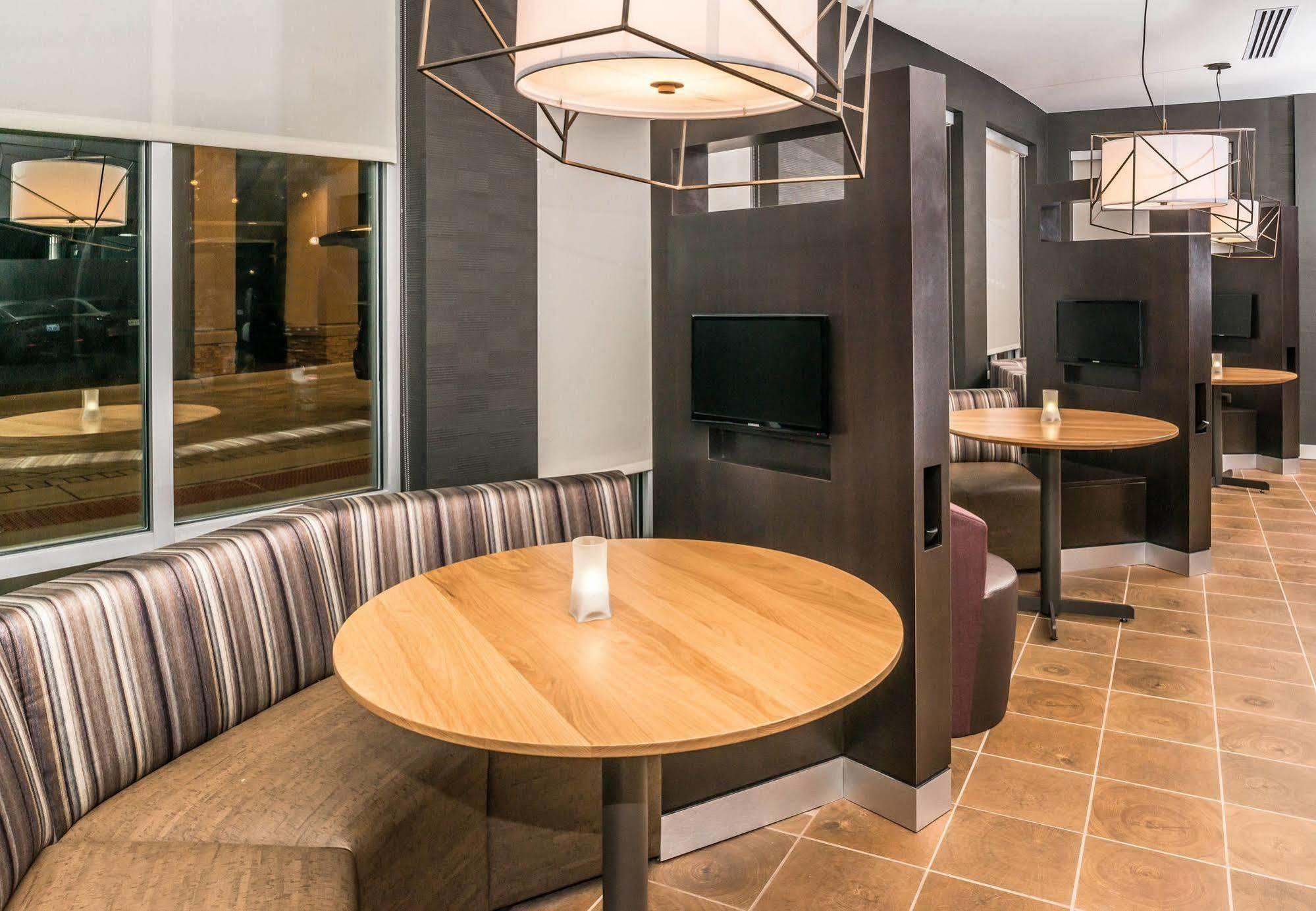 Hotel Courtyard By Marriott Detroit Farmington à Farmington Hills Extérieur photo